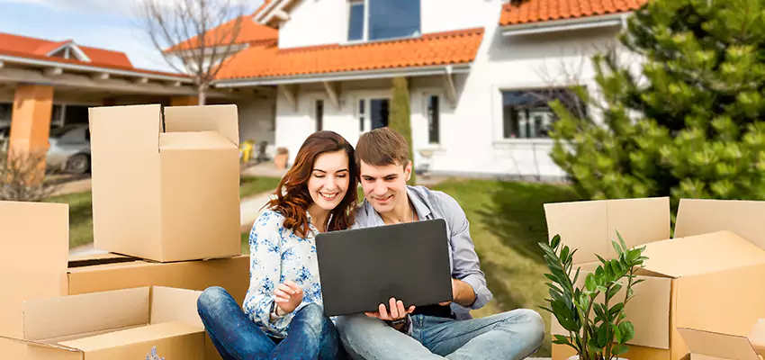 How We Determine Your Sell Townhouse Offer in Centereach, NY?