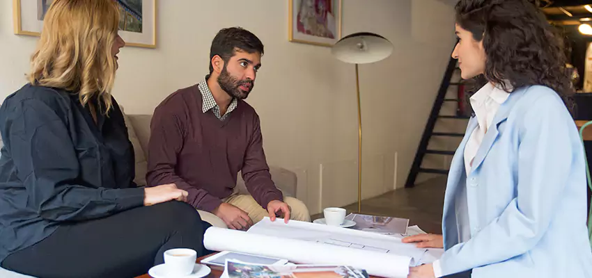 How We Determine Your Trusted Cash Home Buyers Offer in Centereach, New York?